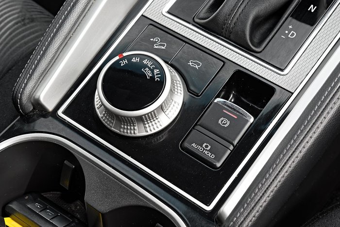 2022 Mitsubishi Pajero Sport GLX