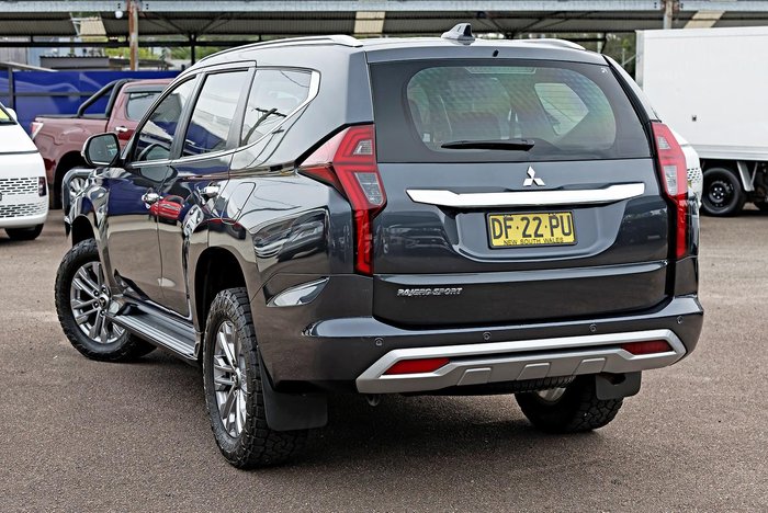 2022 Mitsubishi Pajero Sport GLX