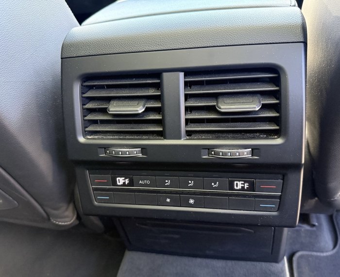 2019 Volkswagen Touareg 190TDI Launch Edition