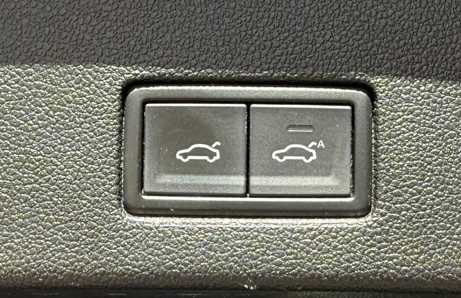 2019 Volkswagen Touareg 190TDI Launch Edition