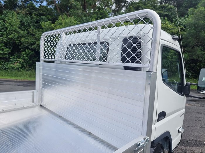 2025 Fuso Canter 615 White