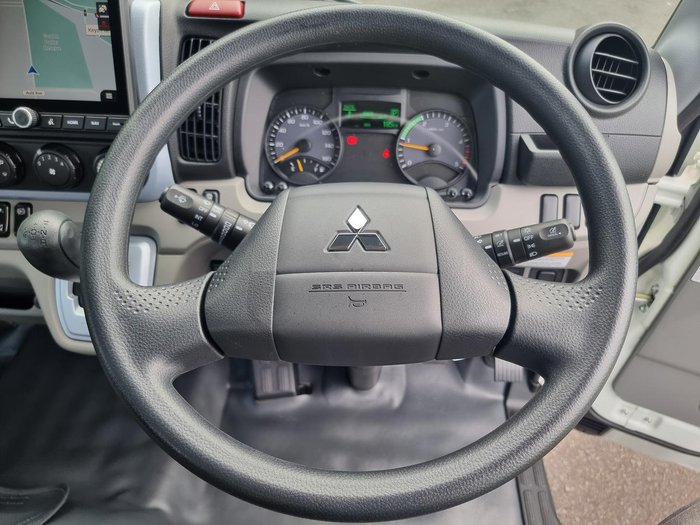 2025 Fuso Canter 615 White