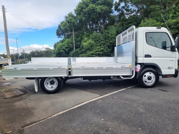 2025 Fuso Canter 615 White