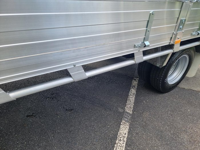 2025 Fuso Canter 615 White