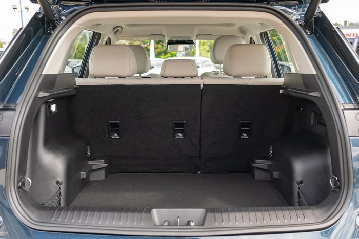 2025 Jaecoo J5 EV Summit