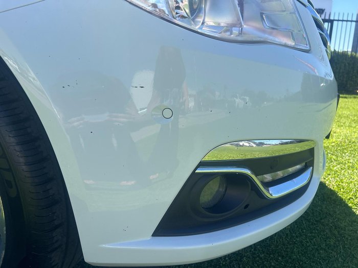 2013 Holden Calais VF MY14 Heron White