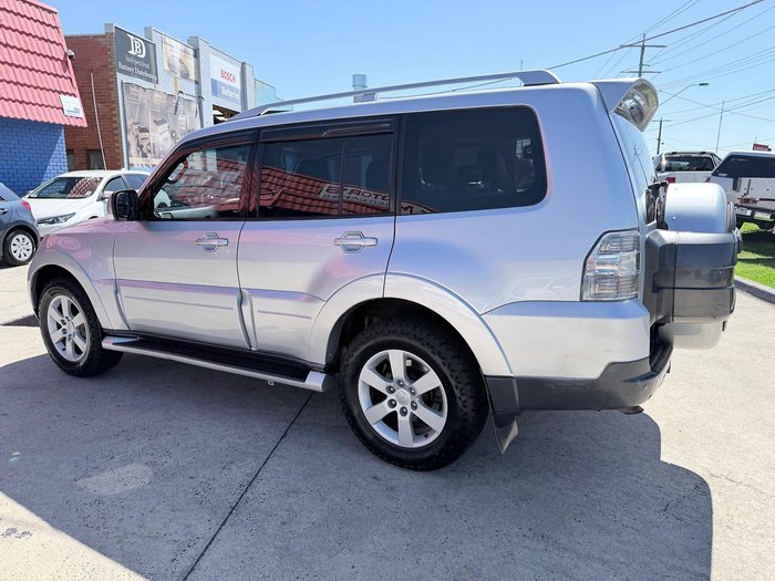 2008 Mitsubishi Pajero VR-X NS 4X4 Silver