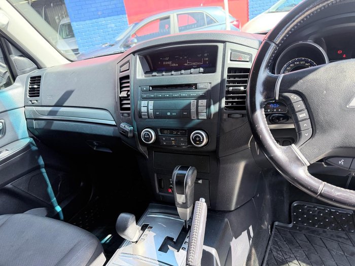 2011 Mitsubishi Pajero GLS NT MY11 4X4 White