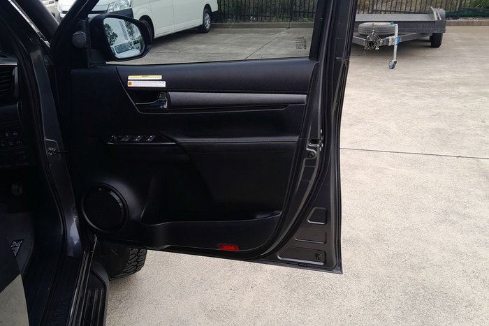 2023 Toyota Hilux Rogue