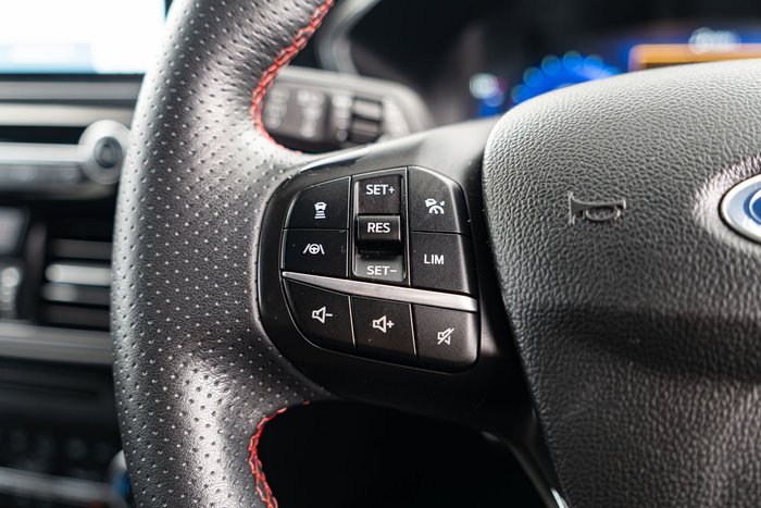 2020 Ford Escape ST-Line