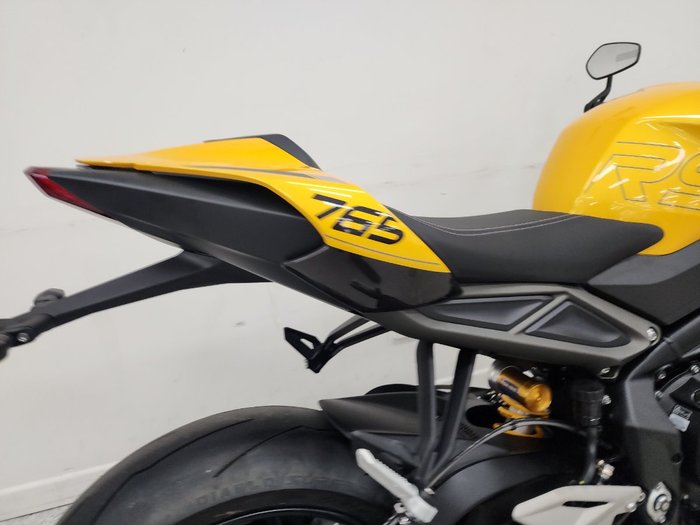 2026 Triumph STREET TRIPLE RS Yellow