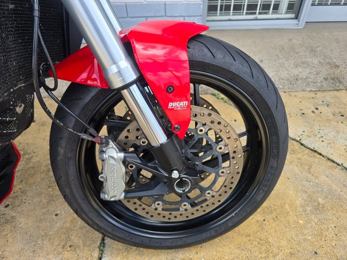 2014 DUCATI MONSTER 1200 Red