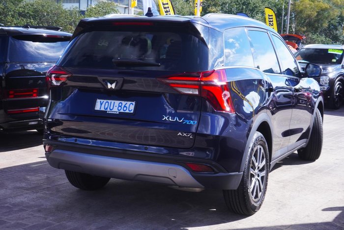 2023 Mahindra XUV700 AX7L