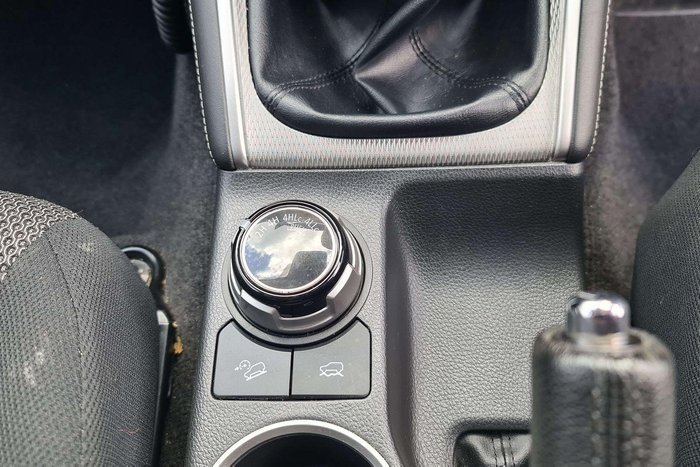 2021 Mitsubishi Triton GLS