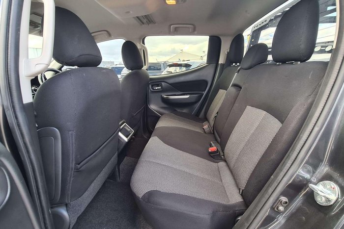 2021 Mitsubishi Triton GLS