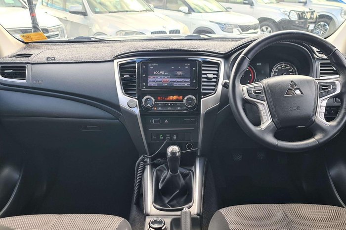 2021 Mitsubishi Triton GLS