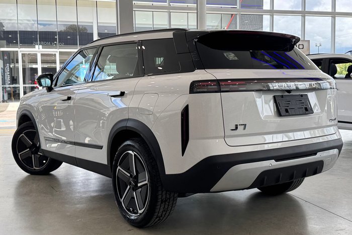 2025 Jaecoo J7 SHS Summit