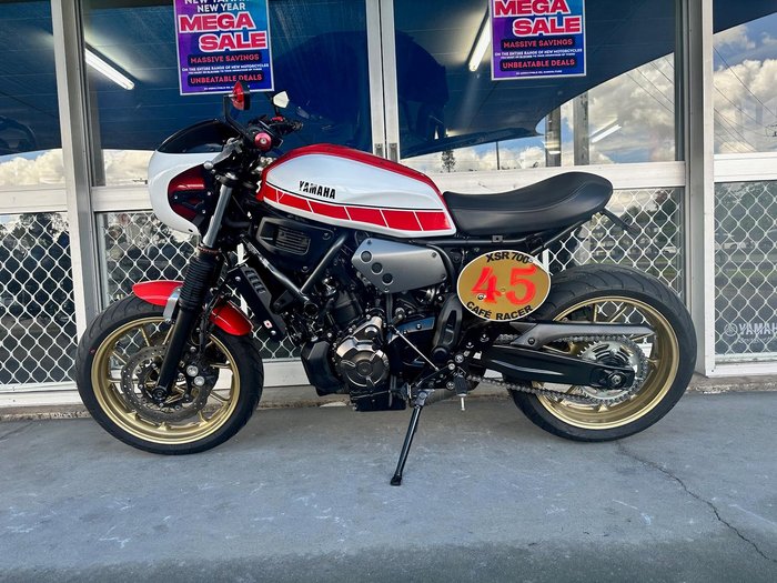 2017 Yamaha XSR700 (MTM660LA)