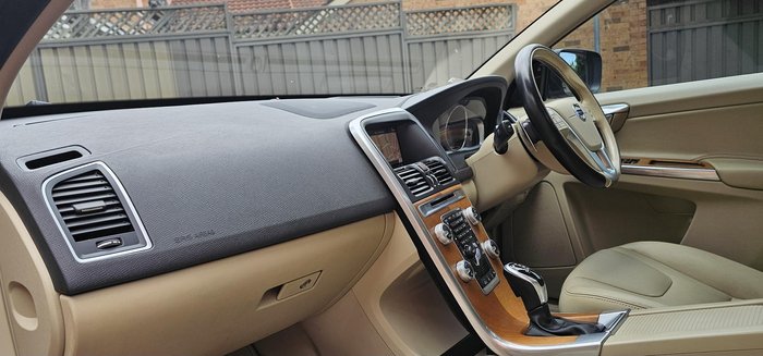 2017 Volvo XC60 D4 Luxury MY17 AWD Power Blue