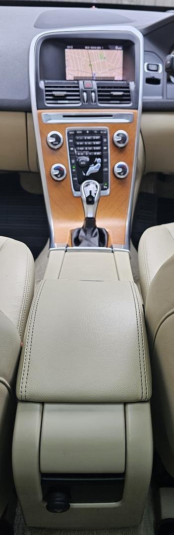 2017 Volvo XC60 D4 Luxury MY17 AWD Power Blue