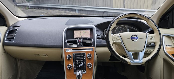 2017 Volvo XC60 D4 Luxury MY17 AWD Power Blue