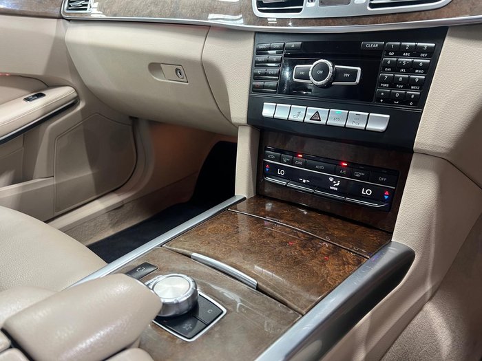 2013 Mercedes-Benz E-Class E200 S212 Polar White