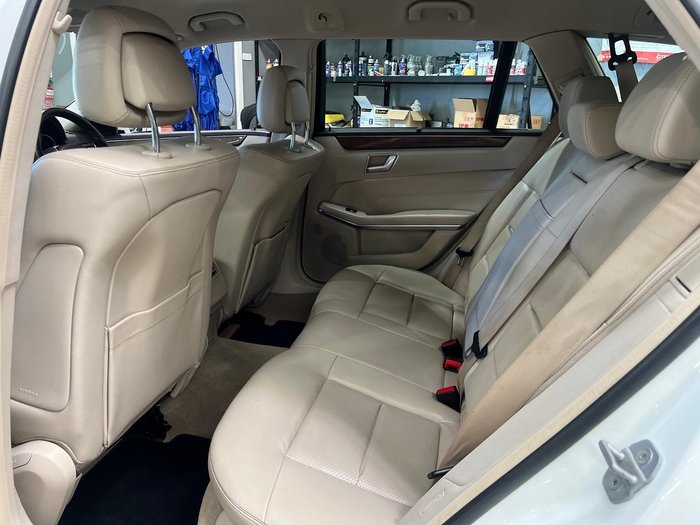 2013 Mercedes-Benz E-Class E200 S212 Polar White