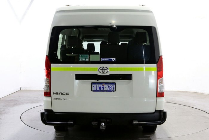 2020 Toyota Hiace Commuter