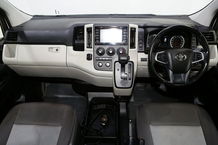 2020 Toyota Hiace Commuter