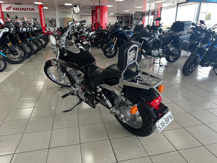 2007 Honda VT750C2 Shadow Custom Shadow Black