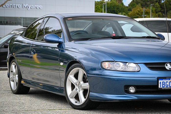 2002 Holden Monaro CV8