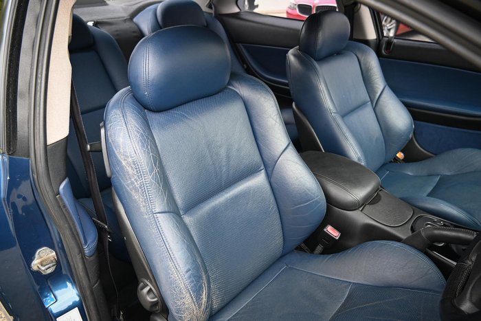 2002 Holden Monaro CV8