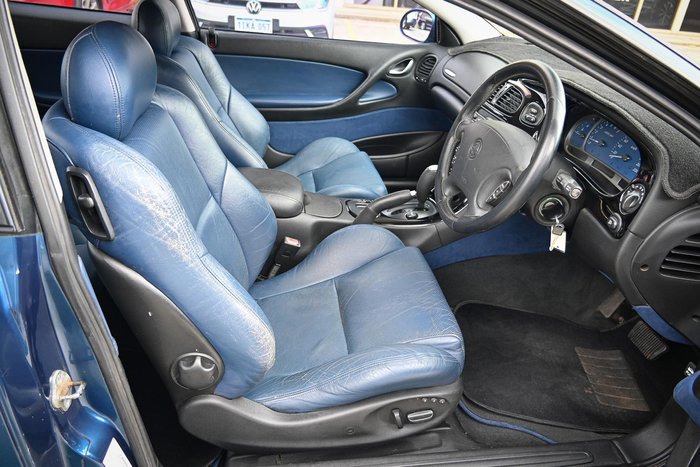 2002 Holden Monaro CV8