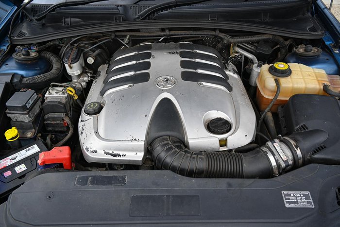 2002 Holden Monaro CV8