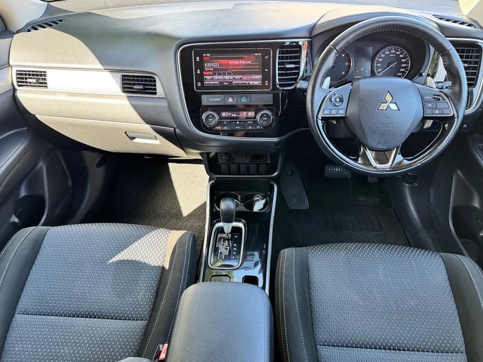 2018 Mitsubishi Outlander LS