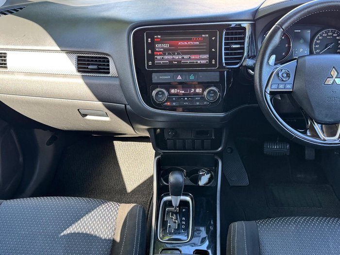 2018 Mitsubishi Outlander LS