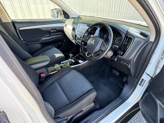 2018 Mitsubishi Outlander LS