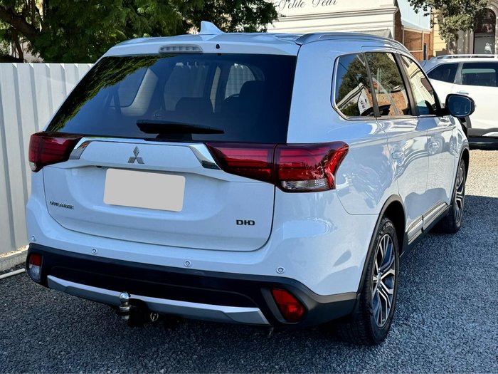 2018 Mitsubishi Outlander LS