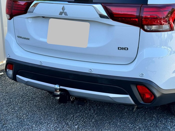 2018 Mitsubishi Outlander LS