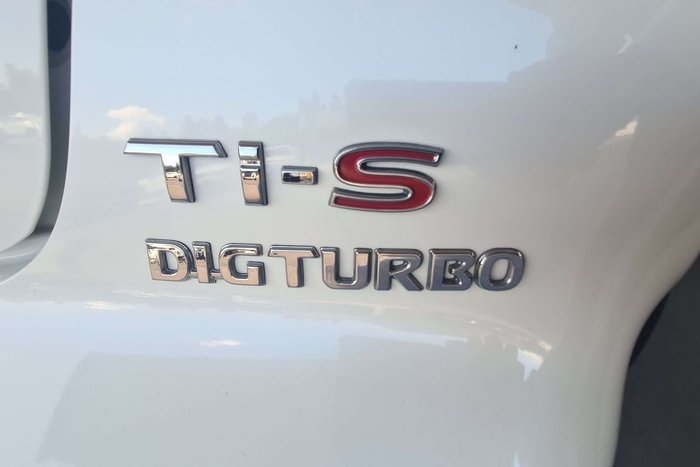 2018 Nissan JUKE Ti-S