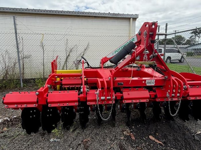2023 Pottinger Terradisc 3001 Red