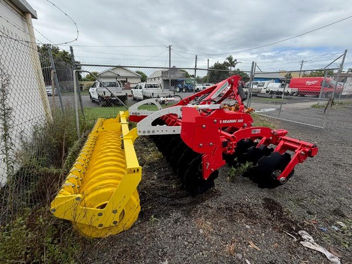 2023 Pottinger Terradisc 3001 Red
