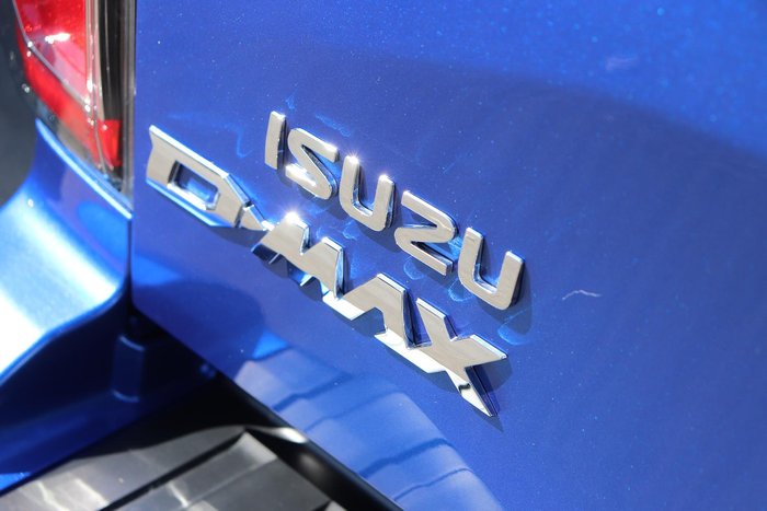 2025 Isuzu D-MAX X-TERRAIN