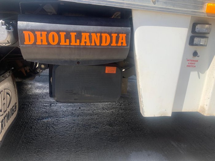 2021 Isuzu N Series NNR 45-150 Vanpack White