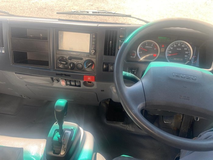 2021 Isuzu N Series NNR 45-150 Vanpack White