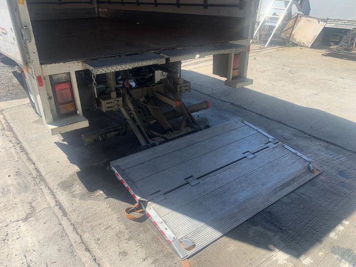 2021 Isuzu N Series NNR 45-150 Vanpack White