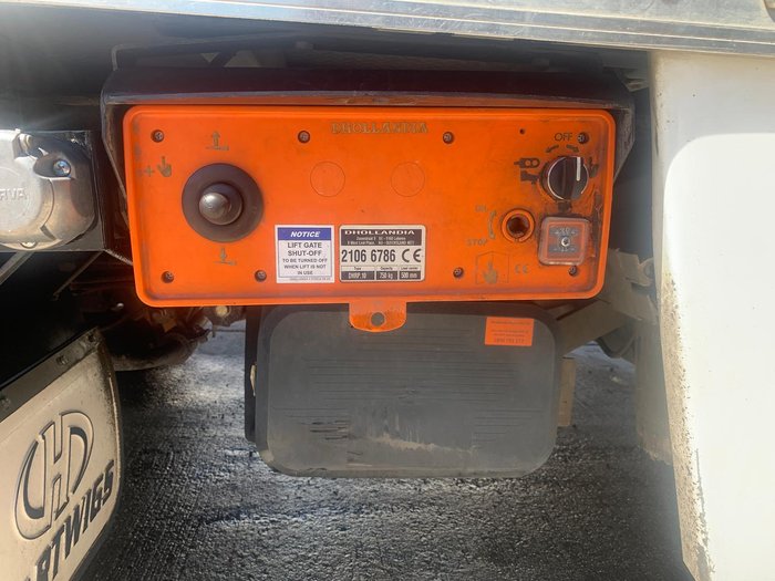 2021 Isuzu N Series NNR 45-150 Vanpack White