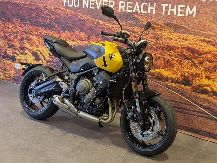2026 Triumph Trident 660 Trident Yellow