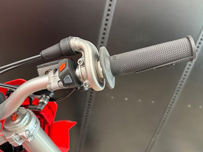 2025 Gas Gas EC 300 EC Red