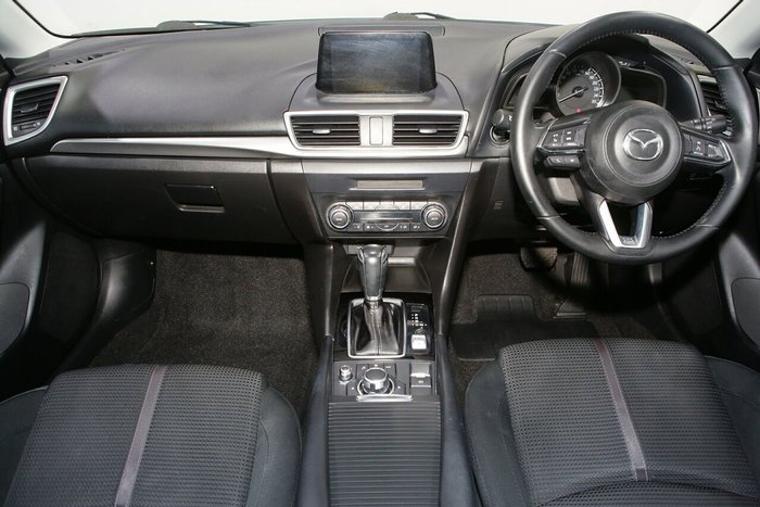 2018 Mazda 3 Maxx Sport